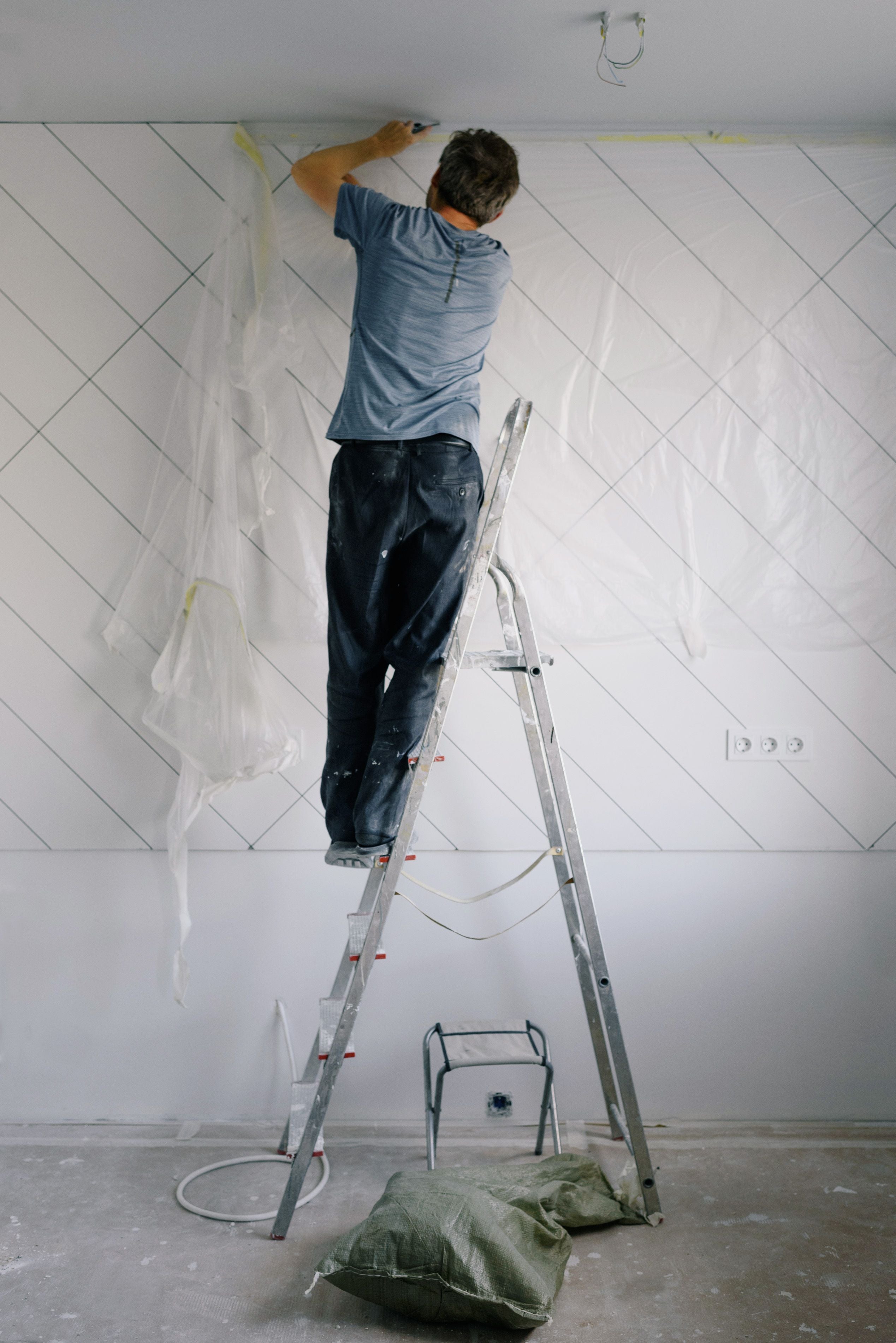 Wallpaper Fixing