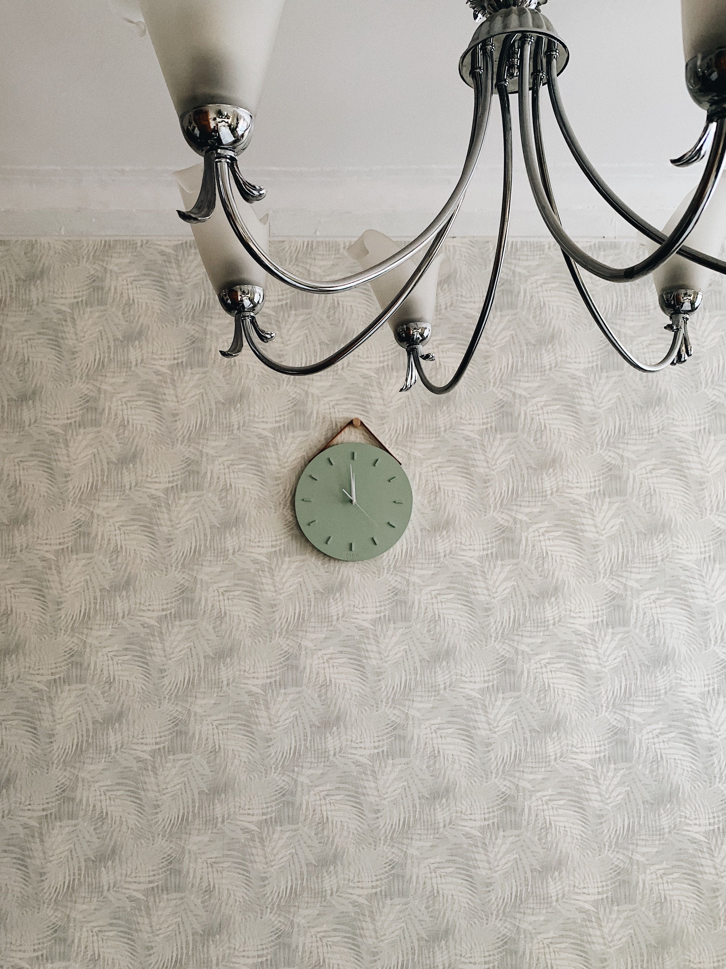 Wallpaper Fixing